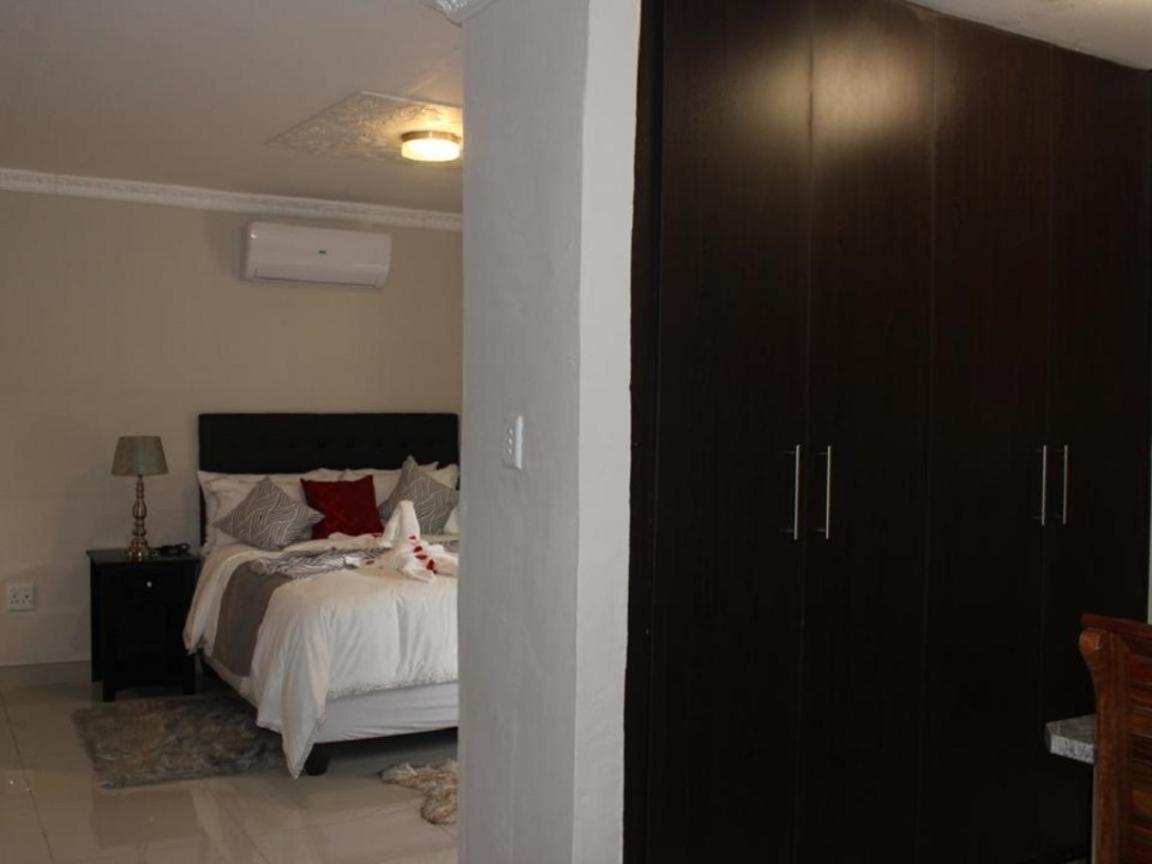 Juda Haus Lodge Katima Mulilo Bagian luar foto