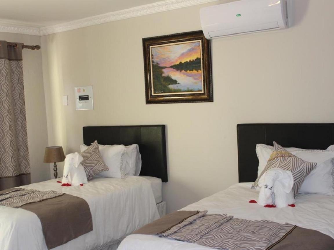 Juda Haus Lodge Katima Mulilo Bagian luar foto