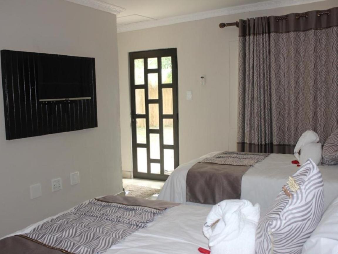 Juda Haus Lodge Katima Mulilo Bagian luar foto