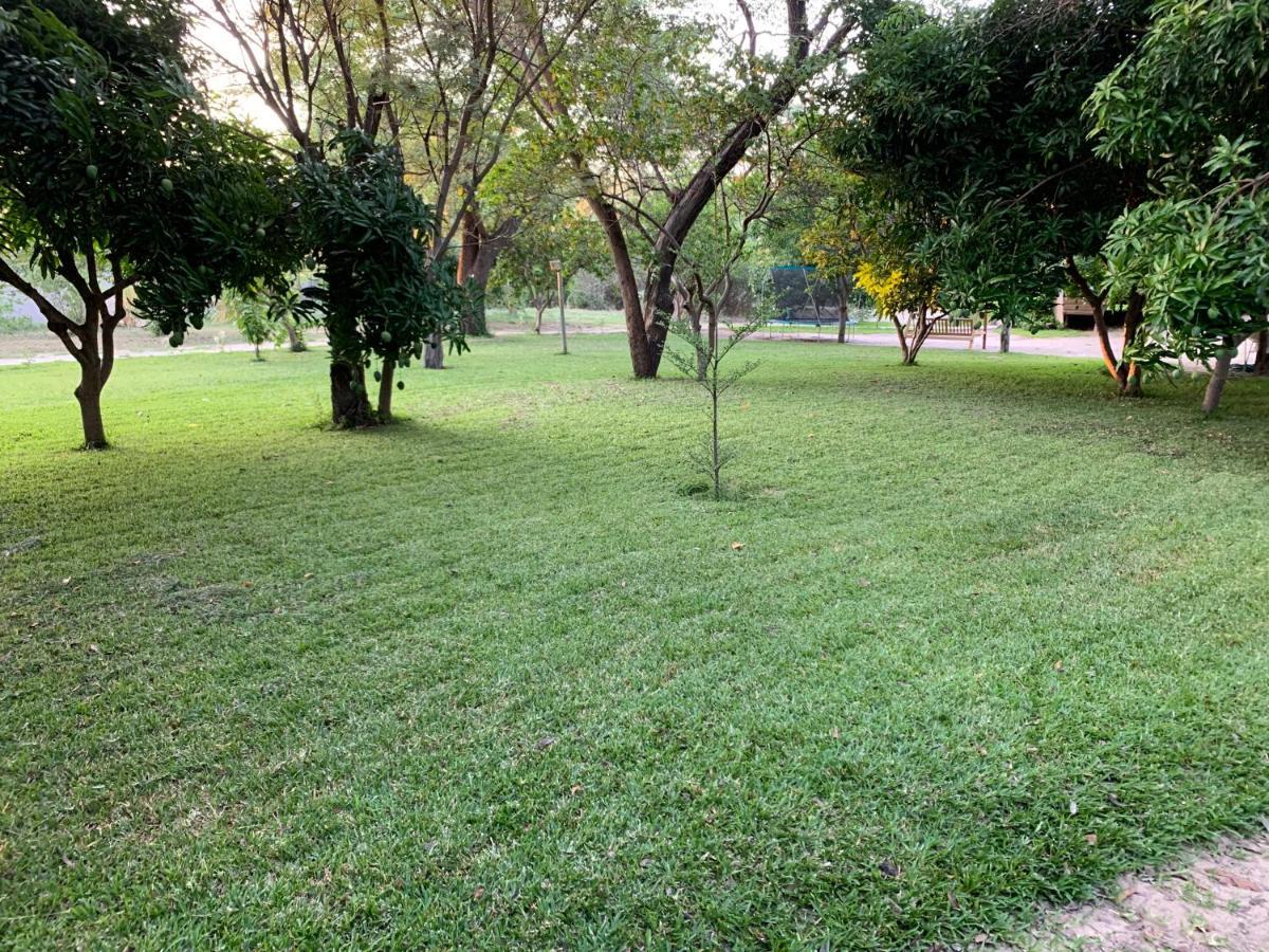 Juda Haus Lodge Katima Mulilo Bagian luar foto